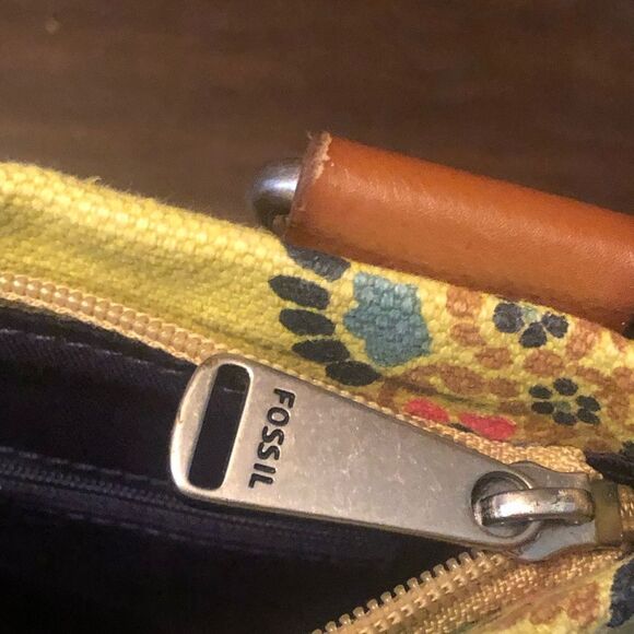 Fossil Yellow and Brown Crossbody Bag with Floral Print - Picture 6 of 9